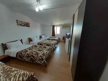 Gæstehus Albatros 3*